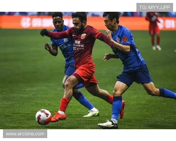 亚冠最新动态:明星球员转会风波不断 新赛季豪强对决引关注 亚冠最新动态:明星球员转会风波不断 新赛季豪强对决引关注